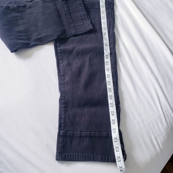 Illegal Black Corduroy Capris Jeans - Picture 16 of 16